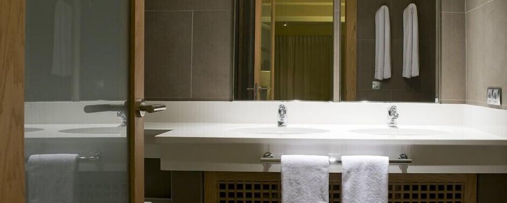 Hotel Playa Calera บาเญ กรันเรย์ ภายนอก รูปภาพ