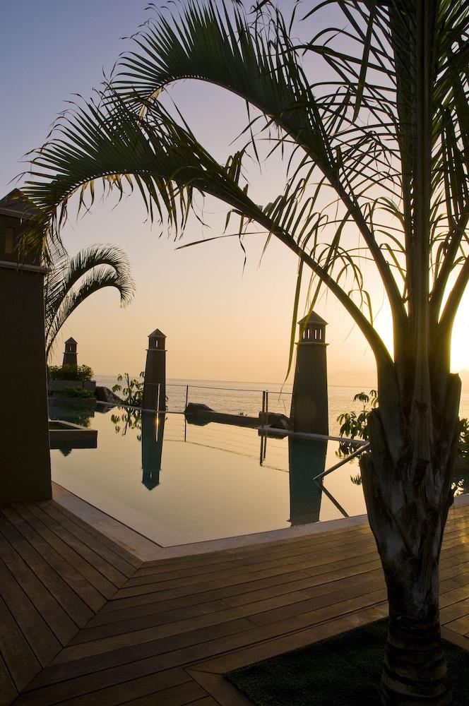 Hotel Playa Calera บาเญ กรันเรย์ ภายนอก รูปภาพ