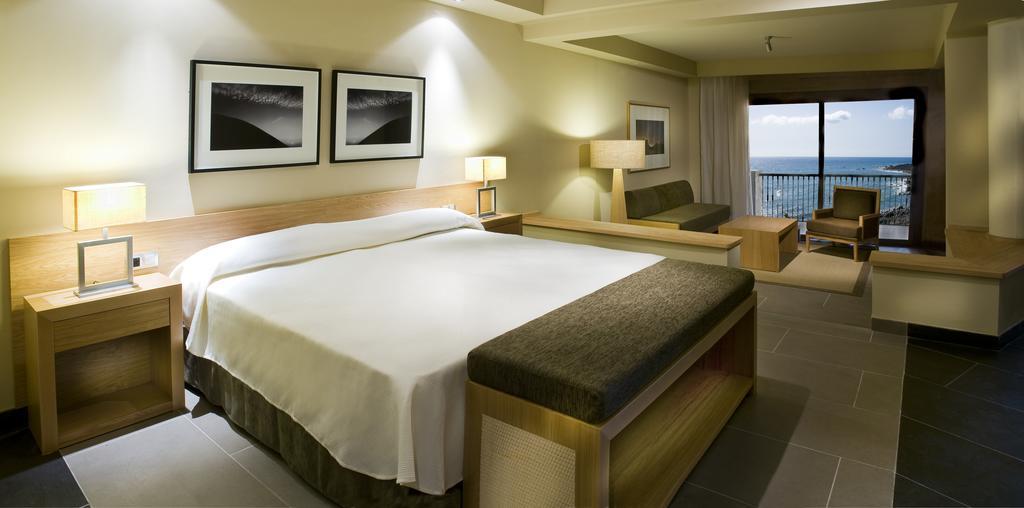 Hotel Playa Calera บาเญ กรันเรย์ ภายนอก รูปภาพ